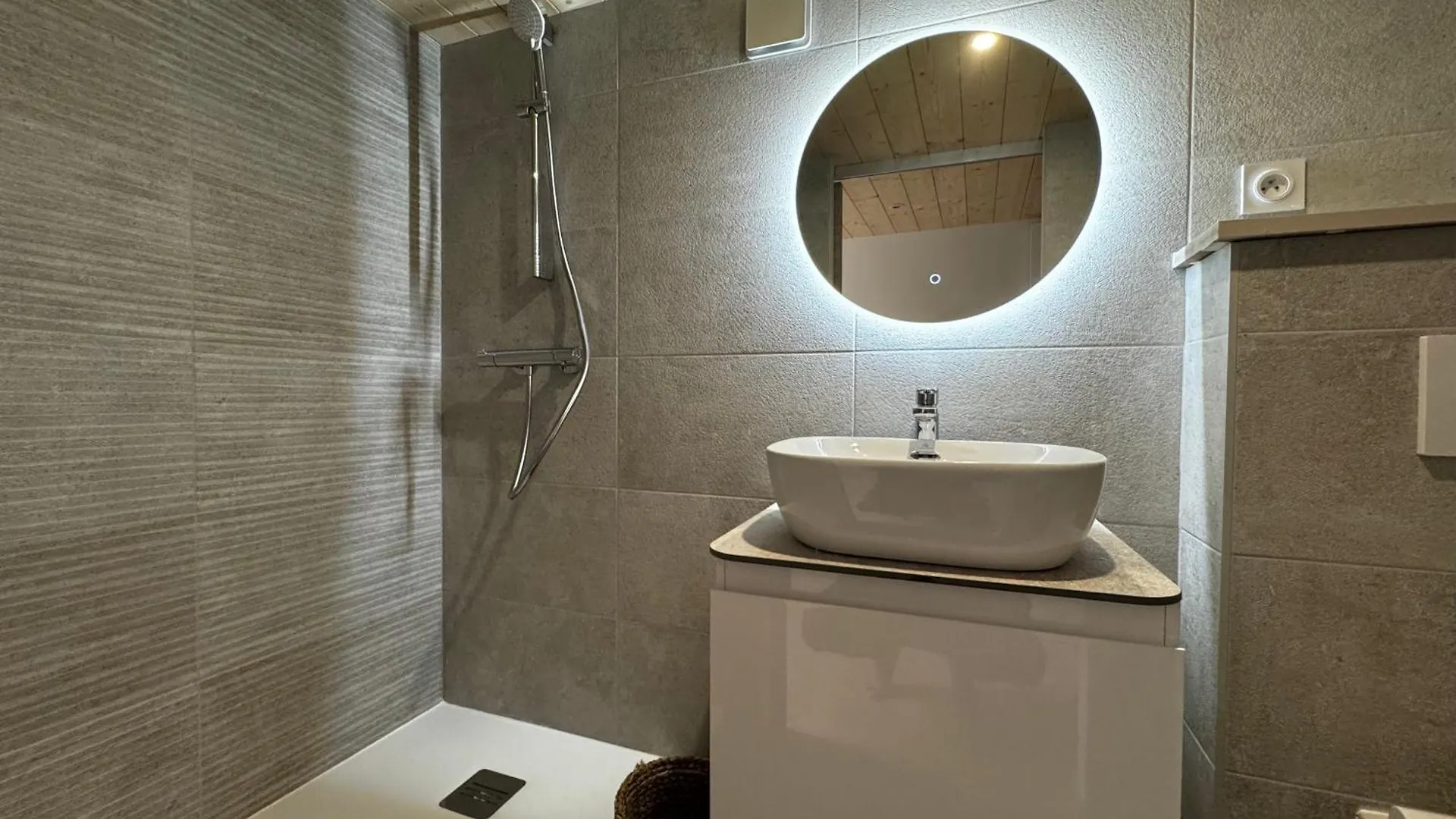 Les Vignes 3 Chambres Avec Salle De Bain Privative Anse